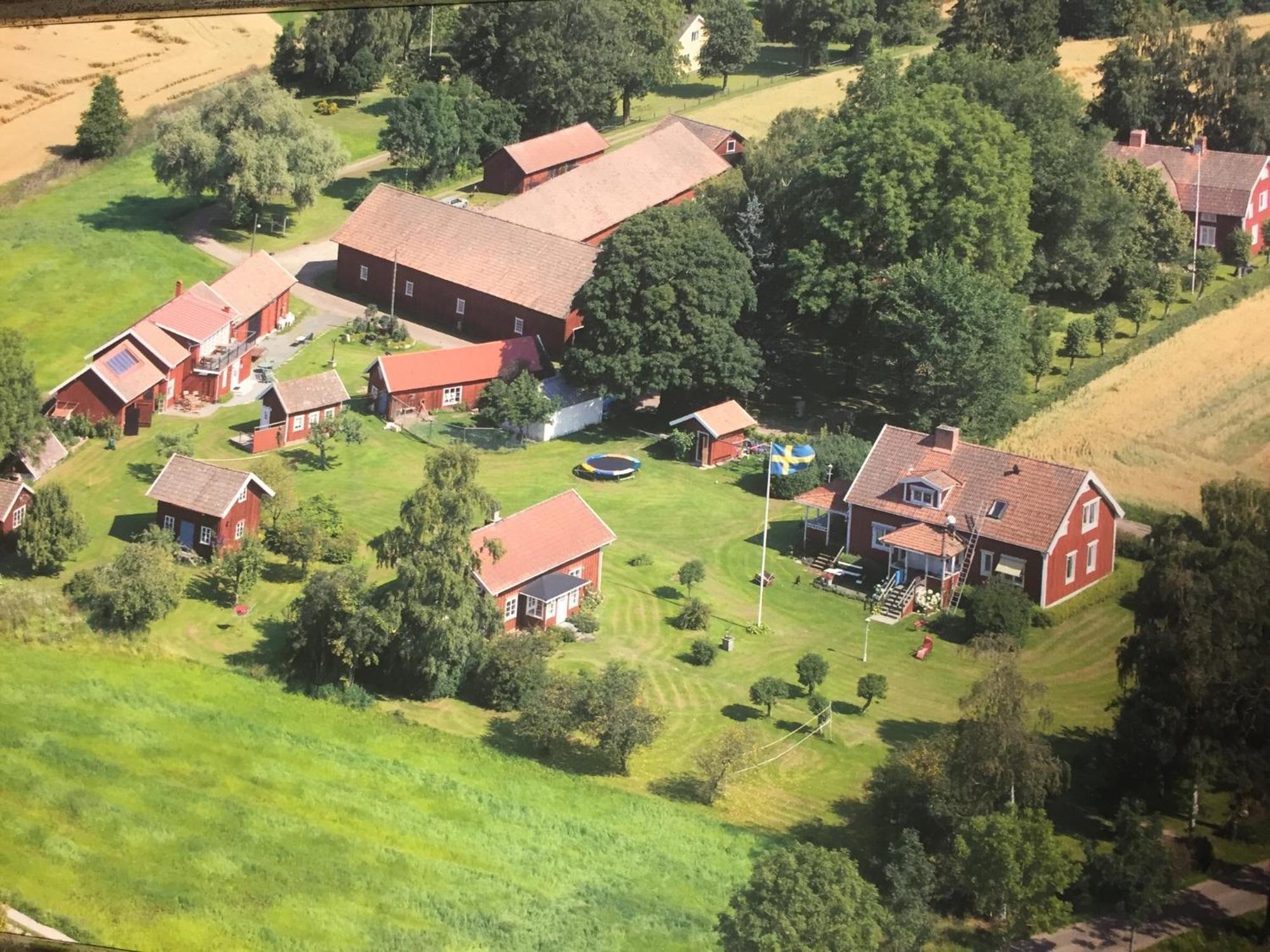 Aeventyrsgardens Vandrarhem, Kinnekulle Källby Esterno foto