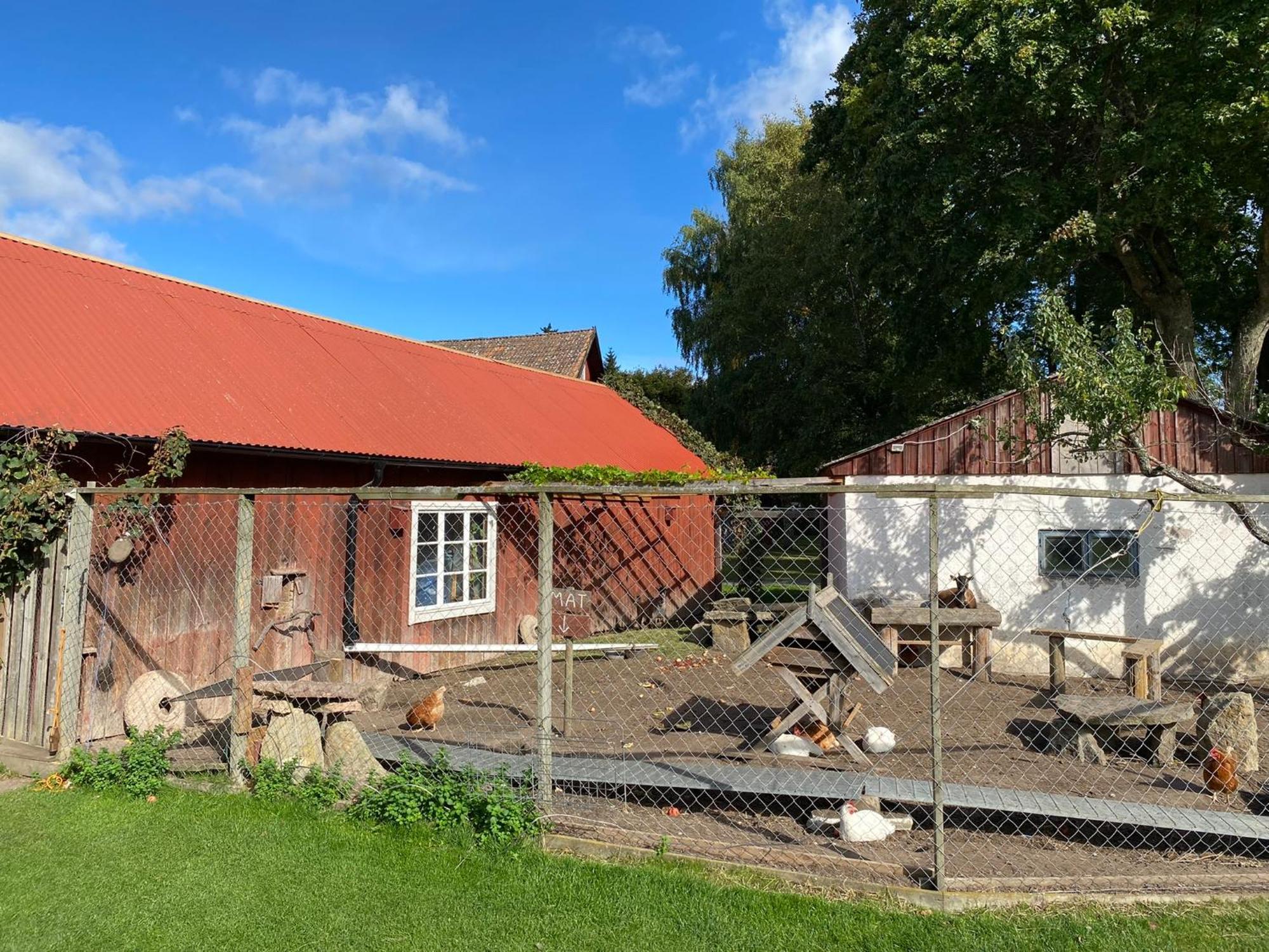 Aeventyrsgardens Vandrarhem, Kinnekulle Källby Esterno foto