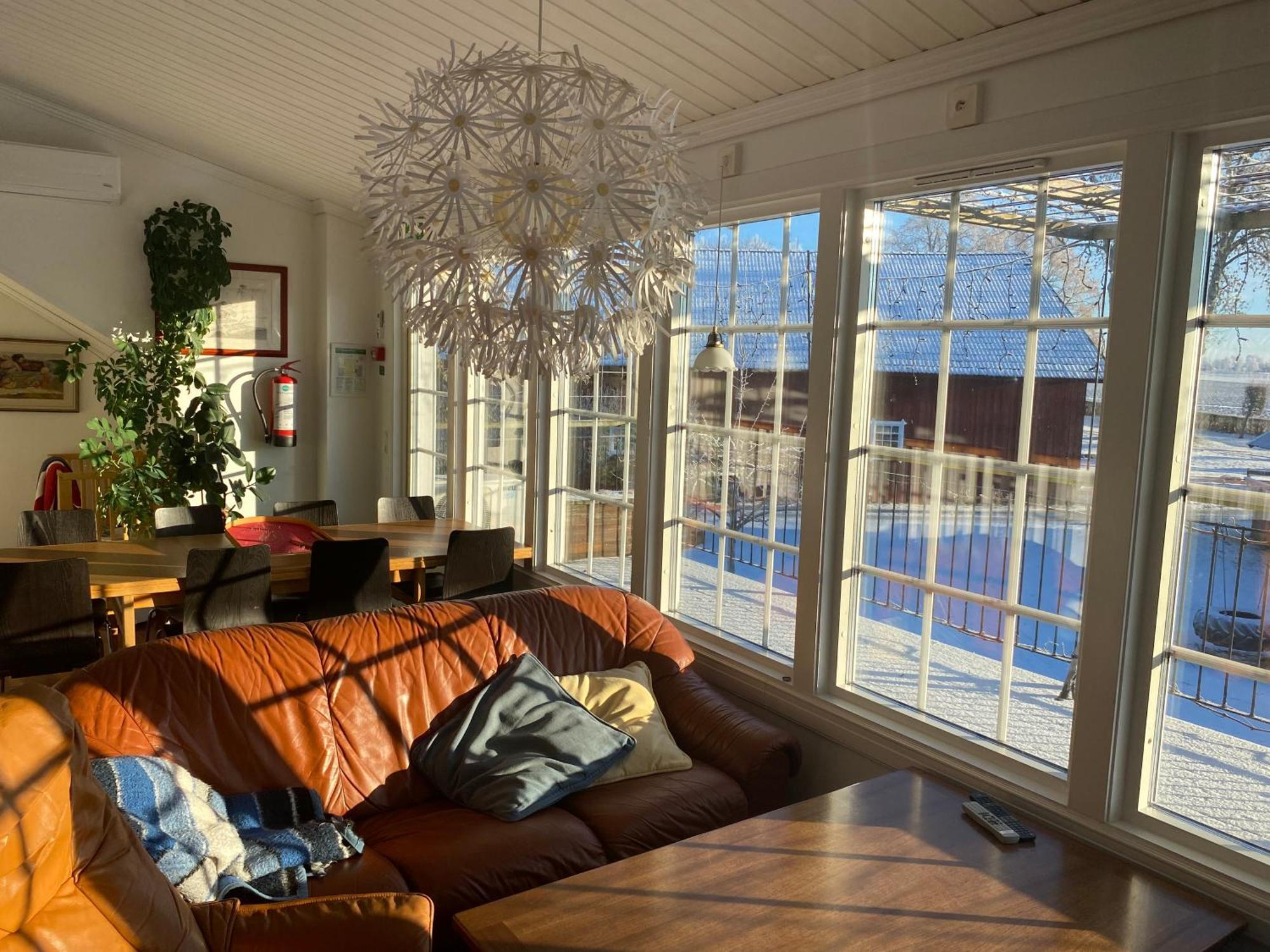 Aeventyrsgardens Vandrarhem, Kinnekulle Källby Esterno foto