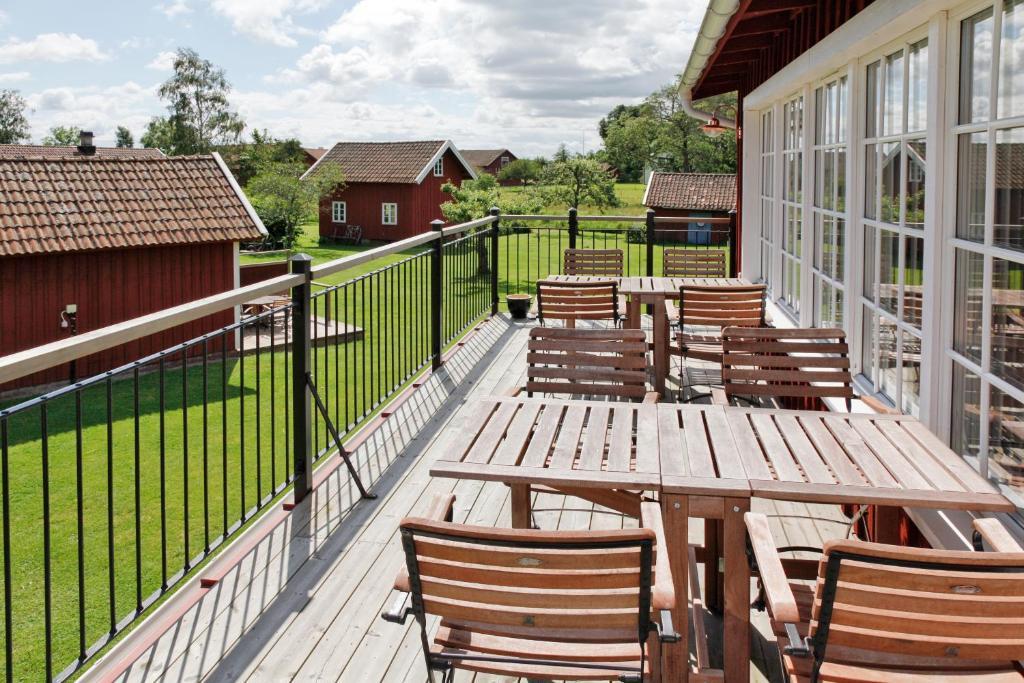 Aeventyrsgardens Vandrarhem, Kinnekulle Källby Esterno foto