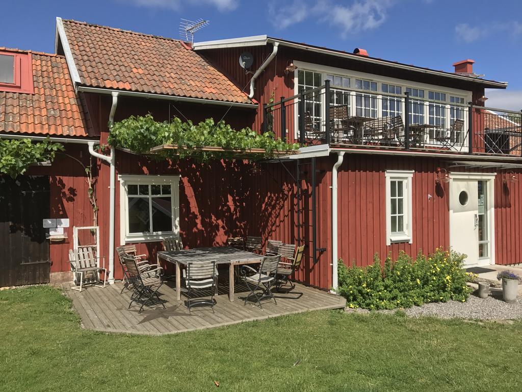 Aeventyrsgardens Vandrarhem, Kinnekulle Källby Esterno foto