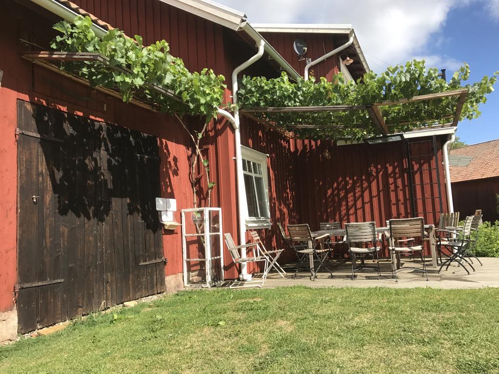 Aeventyrsgardens Vandrarhem, Kinnekulle Källby Esterno foto